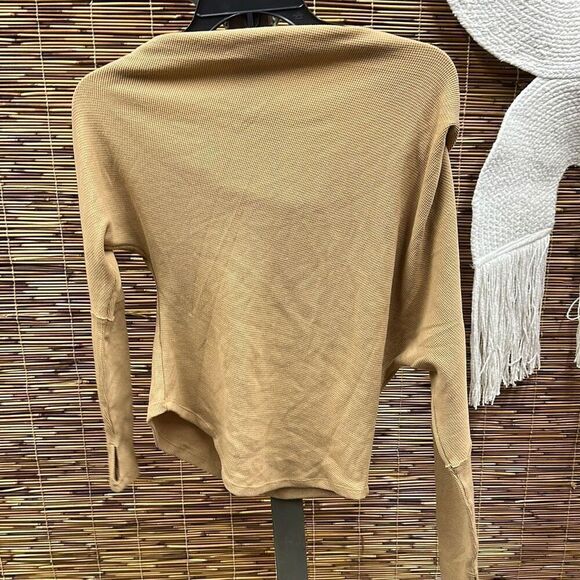 Free People Women S Fuji Off the Shoulder Thermal Top Brown Size Small - Picture 2 of 2